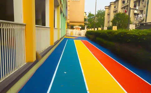 幼兒園戶外塑膠場(chǎng)地