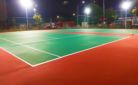 專業(yè)網(wǎng)球場(chǎng)