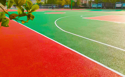 學(xué)校籃球場(chǎng)地