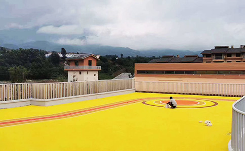 塑膠場地建設(shè)