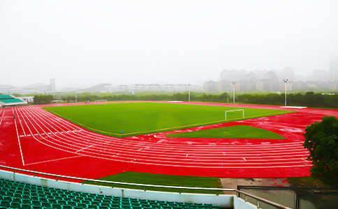 平湖體育中心塑膠跑道